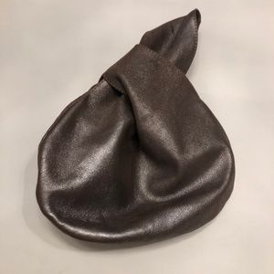 GAL small metallic leather bag